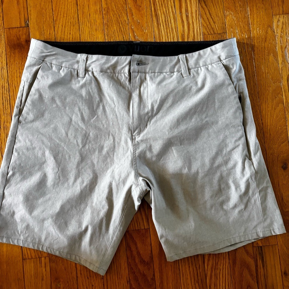 Vuori‎ the rise the shine Shorts Mens 36 Chino Performance golf pickel ball